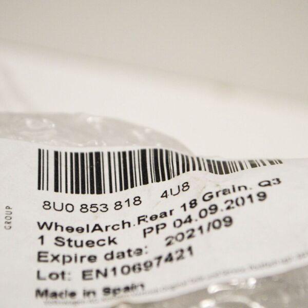 8U08538184U8 - Audi Q3 8u rear wheel cover rear 8U08538184U8 new