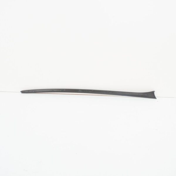 8U0854328ASP9 - NEW AUDI Q3 8U FRONT RIGHT WATER DEFLECTOR 8U0854328ASP9 ORIGINAL