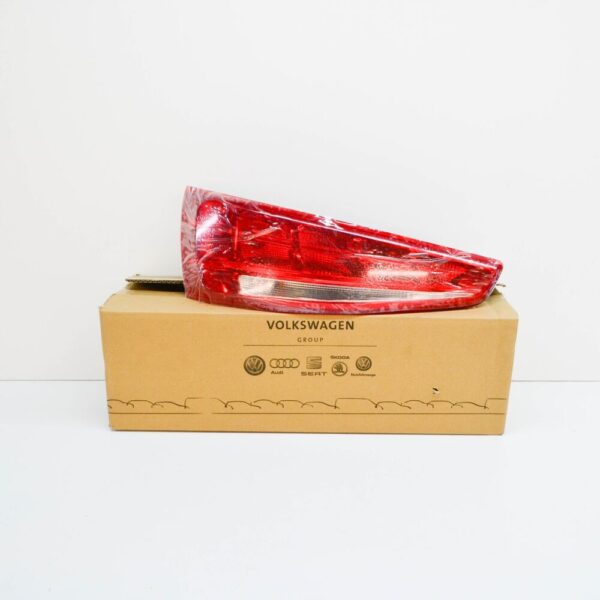 8U0945093 - NEW AUDI Q3 8U REAR LEFT TAIL LIGHT 8U0945093 ORIGINAL