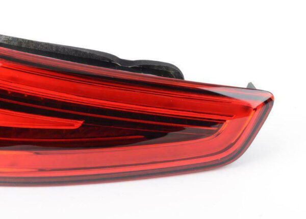 8U0945093D - NEW AUDI Q3 8U REAR LEFT LED TAILLIGHT 8U0945093D ORIGINAL