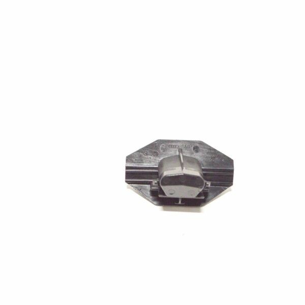 8U0955160D - NEW AUDI Q3 8U FRONT BUMPER RIGHT CAP BRACKET 8U0955160D 2015 ORIGINAL
