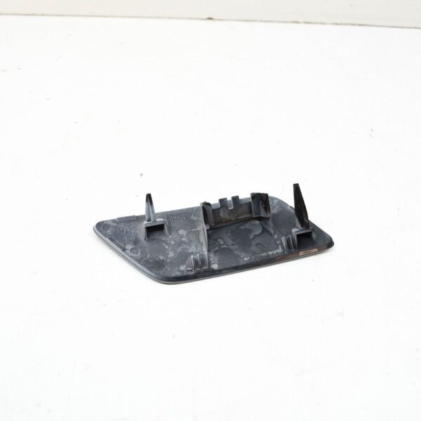 8U0955275H - Audi Q3 8U Front Left Headlight Washer Cover Cap 8U0955275HGRU NEW GENUINE