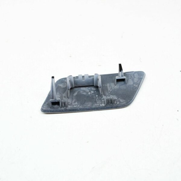 8U0955276HGRU - NEW AUDI Q3 8U FRONT BUMPER RIGHT WASHER COVER CAP 8U0955276HGRU ORIGINAL