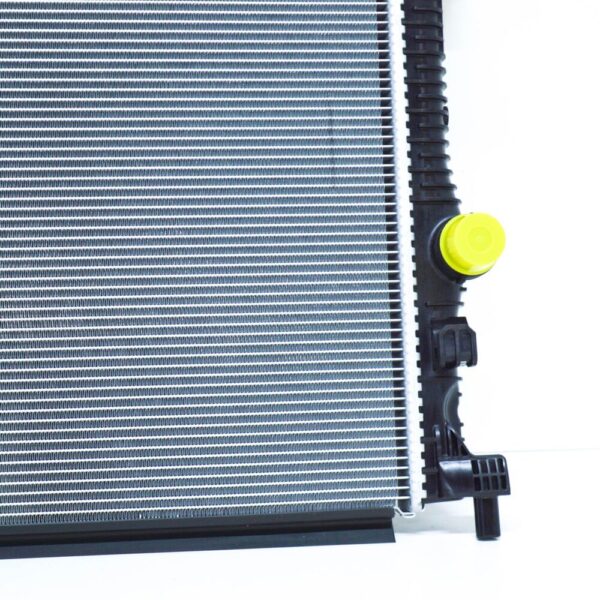 8V0121251B - Audi RS3 8V Engine Cooling Radiator 8V0121251B NEW GENUINE