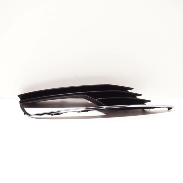 8V5807681A9B9 - NEW AUDI A3 8V FRONT LEFT FOG LIGHT GRILLE LOWER 8V5807681A9B9