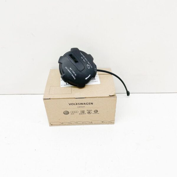 8W0201550B - NEW AUDI RS4 B9 FUEL TANK GAS CAP 8W0201550B ORIGINAL