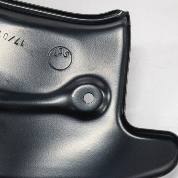 8W0615312D - NEW AUDI Q7 4M FRONT RIGHT PLATE DUST SPLASH SHIELD 8W0615312D