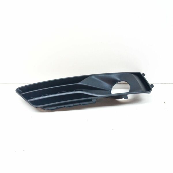 8W0807682Q - NEW A4 AVANT B9 FRONT RIGHT BUMPER UPPER RADIATOR GRILLE 8W0807682Q9B9