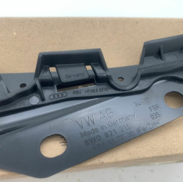8W0821215 - NEW AUDI A4 AVANT B9 FRONT LEFT FENDER MOUNT ADAPTER 8W0821215 ORIGINAL