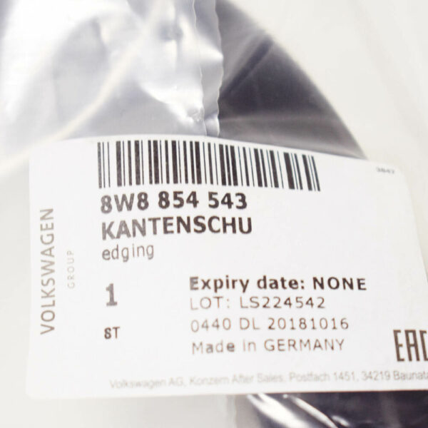 8W8854543 - NEW AUDI A5 8W6 SPORTBACK FRONT LEFT DOOR UPPER PROTECT SEAL 8W8854543