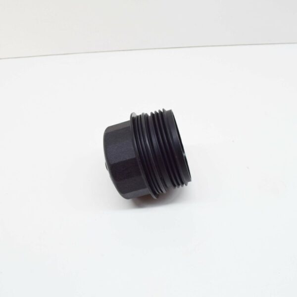 11428515220 - NEW BMW E70N E71 F01N F02N F10 F10 N F11 OIL FILTER COVER 8515220 11428515220
