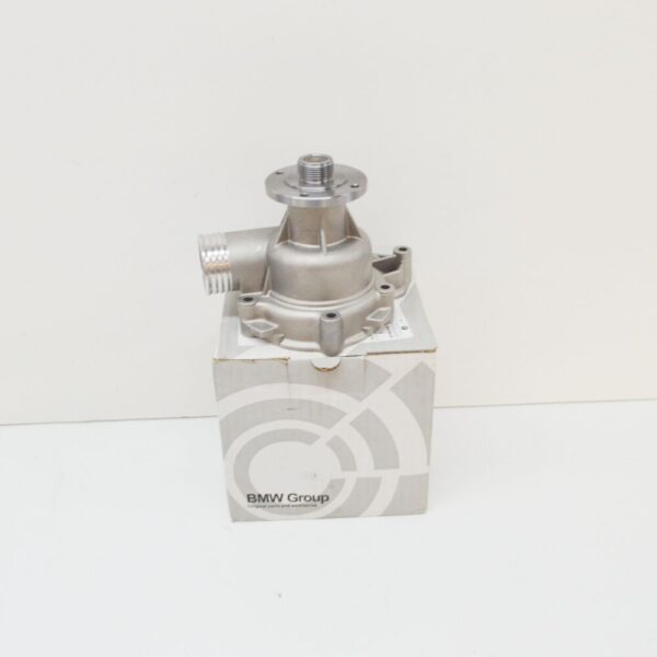 11511312539 - NEW BMW M6 E24 WATER PUMP 11511312539 1312539 3.5 PETROL ORIGINAL