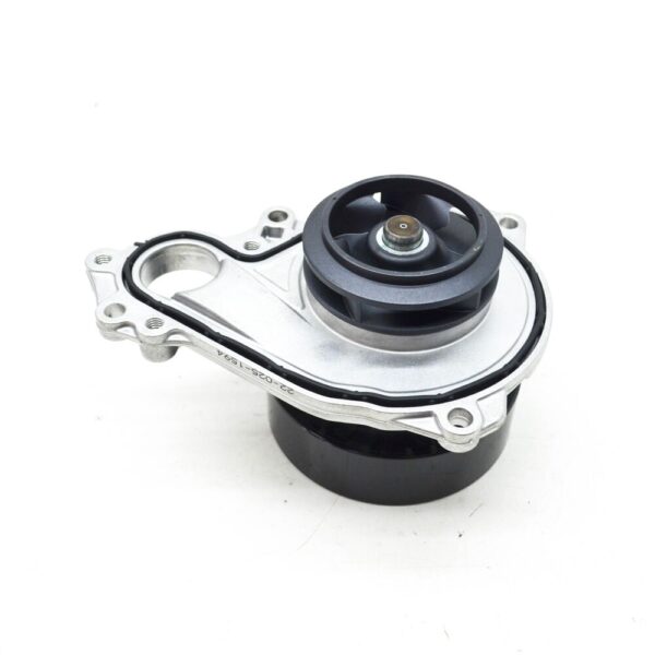 11518678905 - MINI CLUBMAN F54 cooling water pump 11518678905 8678905 NEW ORIGINAL