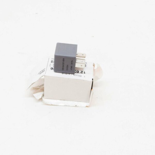 12631710726 - OEM BMW 5 E28 FUEL INJECTION RELAY 12631710726 1710726 3.2 PETROL  GENUINE