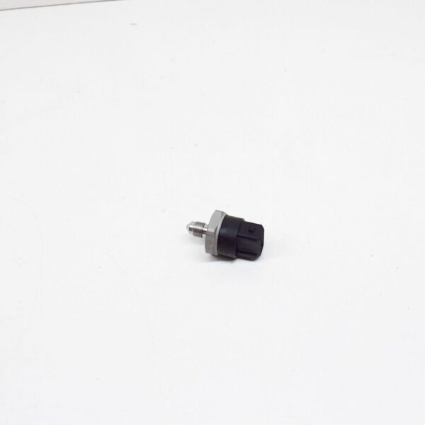 13537500221 - BMW 7 E65, E66, E67 Fuel Pressure Sensor 13537500221 7500221 NEW GENUINE