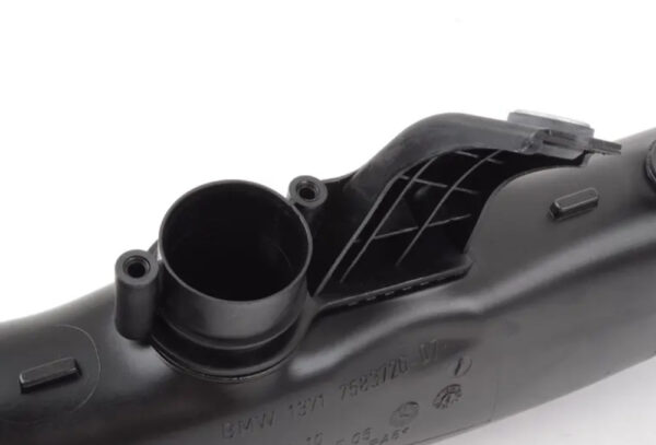 13717583726 - BMW 5 F07 air routing without air mass meter 13717583726 7583726 NEW ORIGINAL