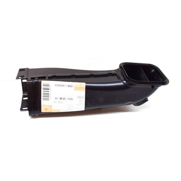 13717643299 - NEW BMW 5 G30 2.0 PETROL 185KW AIR INTAKE DUCT 13717643299 2016 ORIGINAL