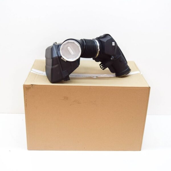 13718580432 - BMW 3 G20 filtered air pipe hose 13718580432 NEW