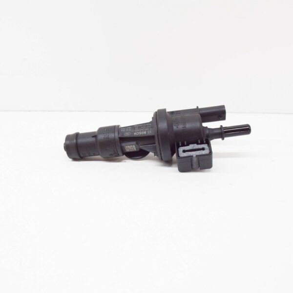 13907621174 - NEW MINI CLUBMAN F54 FUEL TANK BREATHER VALVE 13907621174 ORIGINAL