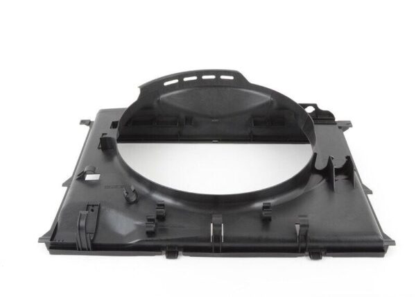 17101438457 - BMW E39 Fan Shroud Original 17101438457