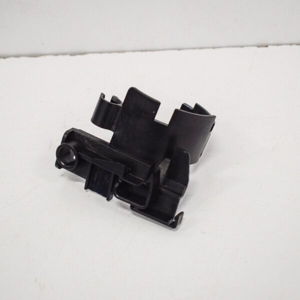 17118632136 - NEW BMW 5 G30 WATER PUMP BRACKET HOLDER 17118632136 8632136 ORIGINAL