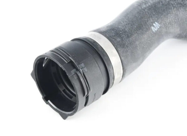 17128602638 - BMW 5 G30 engine cooler hose 17128602638 8602638 NEW ORIGINAL