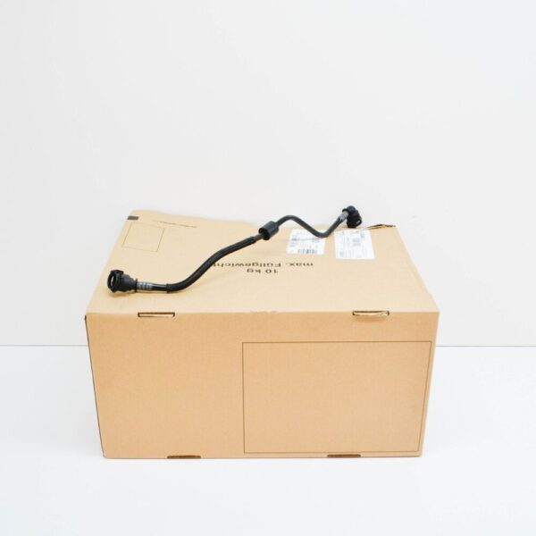 17128602646 - OEM BMW G11 G12 G30 G31 G32 PIPE INTAKE PLENUM EXPANSION TANK 17128602646 NEW
