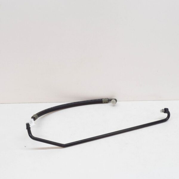 17212226232 - BMW 3 E30 Engine Oil Cooler Hose Pipe Outlet 17212226232 2226232 NEW GENUINE