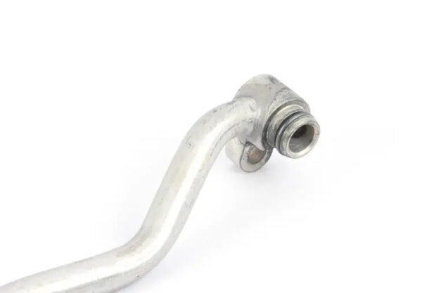 17227589506 - NEW BMW 7 F01 OIL COOLING PIPE OUTLET 17227589506 7589506 ORIGINAL