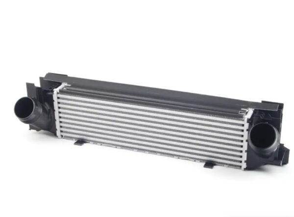 17517600531 - BMW 3 F30, F80 intercooler 17517600531 7600531 new original