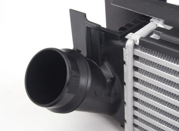 17517600531 - BMW 3 F30, F80 intercooler 17517600531 7600531 new original