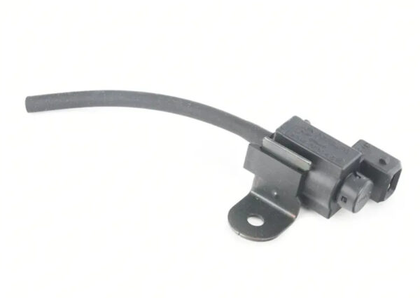 18303427474 - NEW BMW X3 E83 ELECTRIC DIVERTER VALVE W CLAMP 18303427474 3427474
