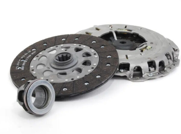 21212282667 - BMW 3 Cabrio E46 Clutch  2282667 21212282667 NEW GENUINE