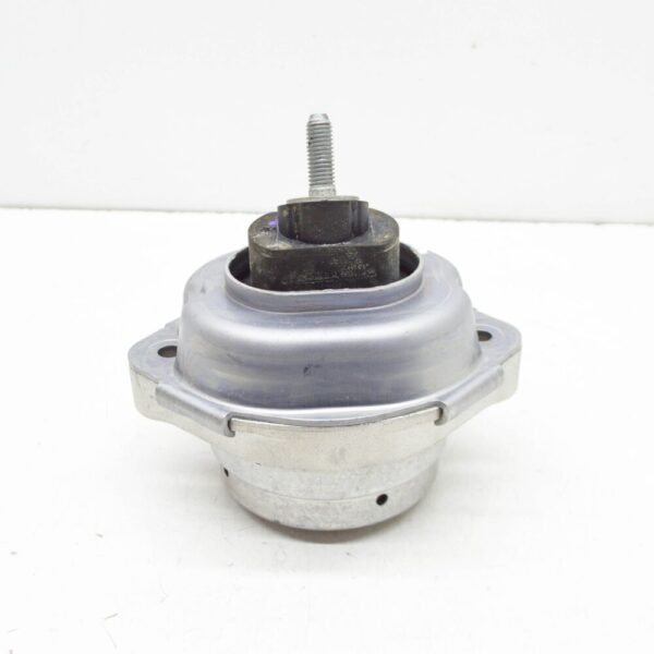 22116770638 - NEW BMW X5 E53 ENGINE MOUNT 22116770638 ORIGINAL