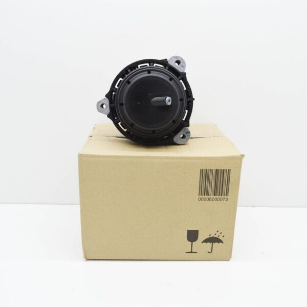 22116860500 - NEW BMW 5 G30 RIGHT SIDE MOTOR MOUNT 22116860500 6860500 GENUINE