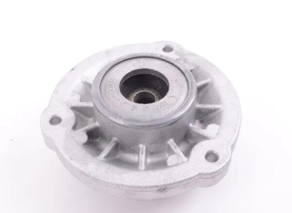 31306795083 - BMW 5 F10 shock absorber mount front 6795083 31306795083 NEW original
