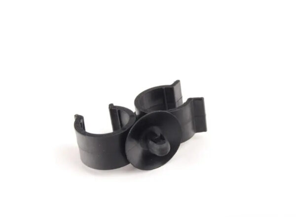 32416770363 - BMW 1 Convertible E88 Steering Oil Line Clip 6770363 32416770363 NEW GENUINE