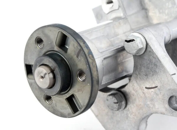 32416796443 - NEW BMW X5 E70 POWER STEERING PUMP 32416796443 6796443 09-09 ORIGINAL