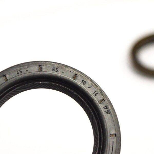 33127621206 - BMW 1 F21 rear axle shaft seal 33127621206 7621206 NEW REAL