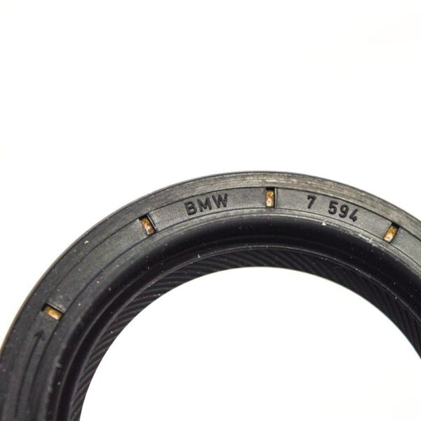 33127621206 - BMW 1 F21 rear axle shaft seal 33127621206 7621206 NEW REAL