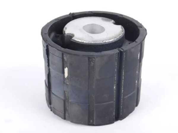 33176770825 - BMW 5 E60 rear differential carrier socket 33176770825 6770825 NEW ORIGINAL