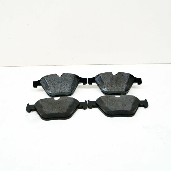 34116794915 - NEW BMW 5 E60 FRONT BRAKE PAD SET 34116794915 6794915 02-09 ORIGINAL