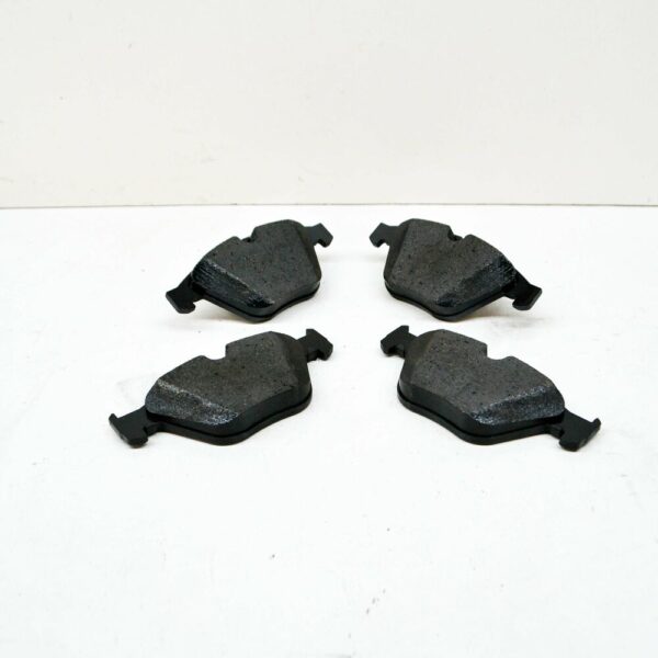 34116794915 - NEW BMW 5 E60 FRONT BRAKE PAD SET 34116794915 6794915 02-09 ORIGINAL