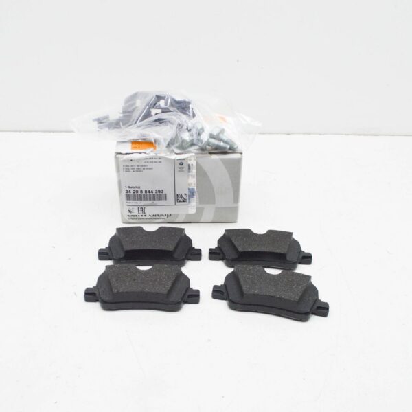 34208844393 - BMW 3 G20 Rear Brake Pads 34208844393 8844393 NEW GENUINE