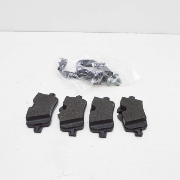 34208844393 - BMW 3 G20 Rear Brake Pads 34208844393 8844393 NEW GENUINE