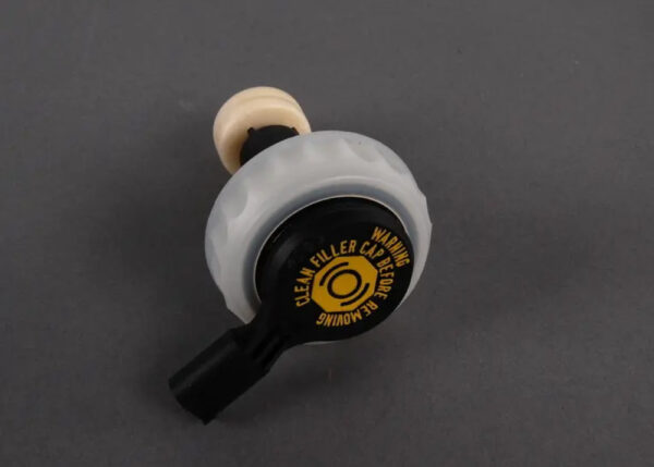 34326760528 - NEW BMW X5 E53 BRAKEMASTER CYLINDER CAP 34326760528 6760528 GENUINE