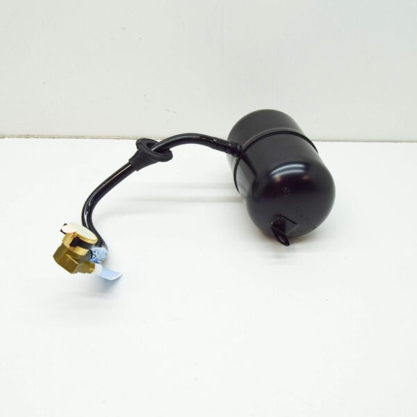 37126752288 - BMW 5 E39 Right Air Reservoir With Pipe 6752288 37126752288 NEW GENUINE