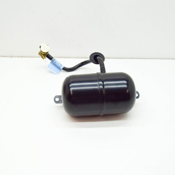 37126752288 - BMW 5 E39 Right Air Reservoir With Pipe 6752288 37126752288 NEW GENUINE