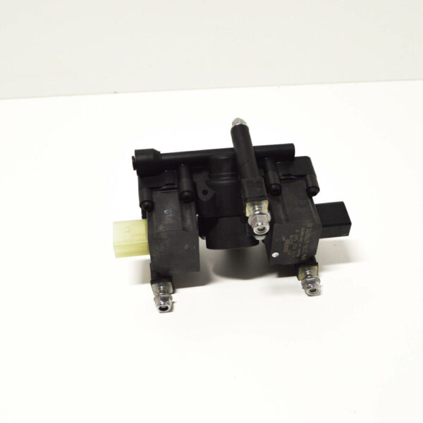 37246779713 - NEW BMW X5 E53 VALVE UNIT 37246779713 6779713 OEM
