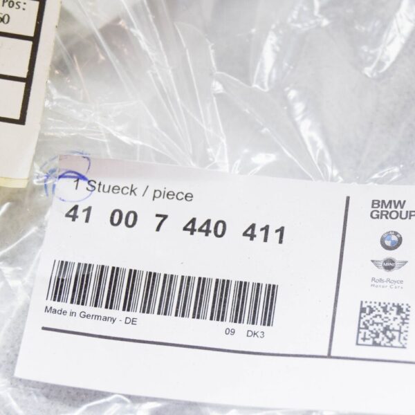41007440411 - BMW 8 Convertible G14, F91 Fuel Tank Flap 41007440411 7440411 NEW GENUINE